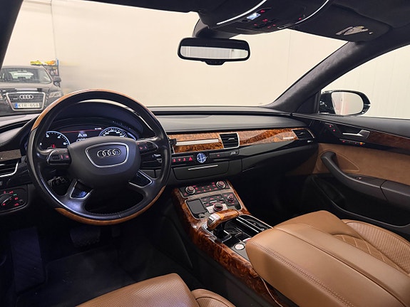 Audi A8 12 of 27
