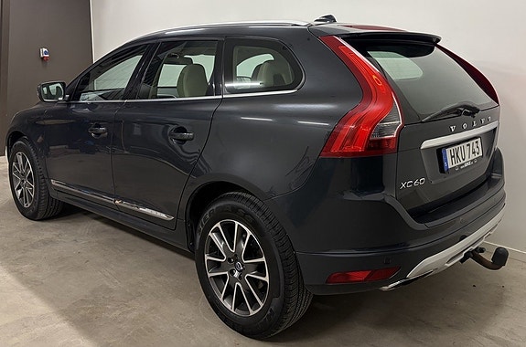 Volvo XC60 5 of 13