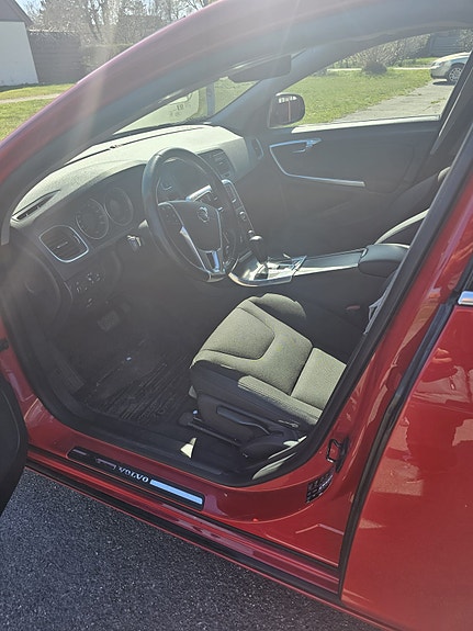 Volvo S60 6 of 8