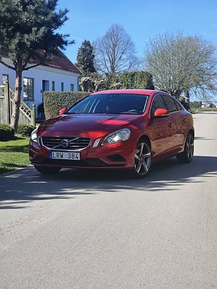 Volvo S60 7 of 8