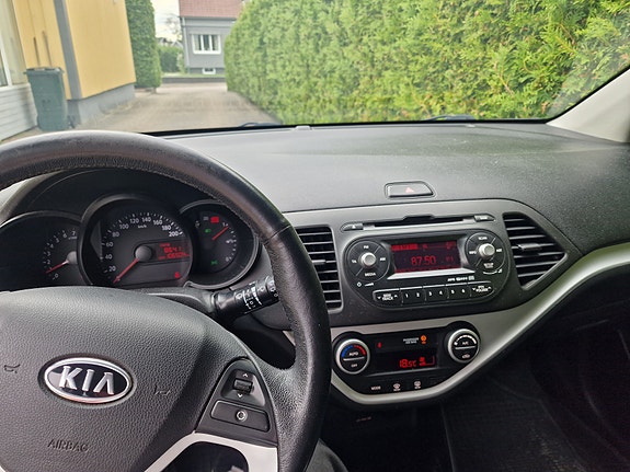 Kia Picanto 5 of 5