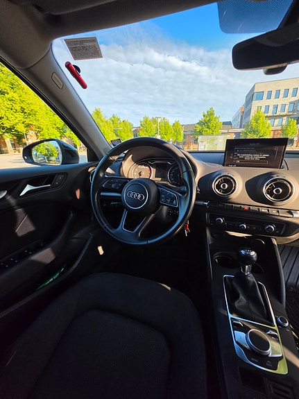 Audi A3 8 of 11