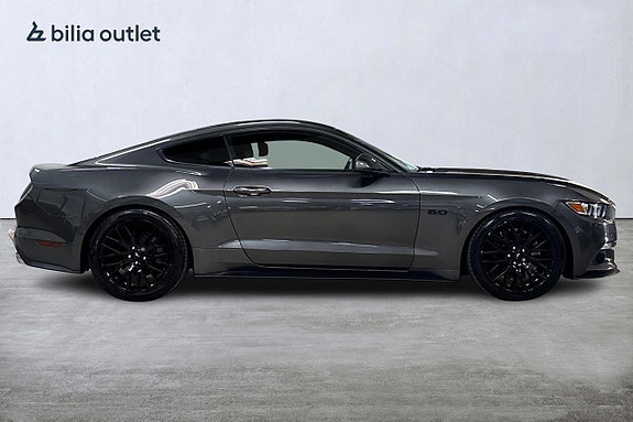 Ford Mustang 5 of 5