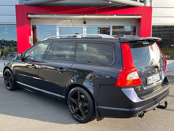 Volvo V70 4 of 15