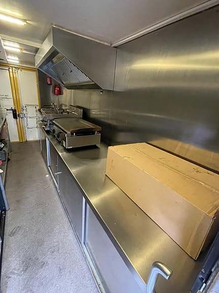 Mercedes-Benz Sprinter 310 15 of 16