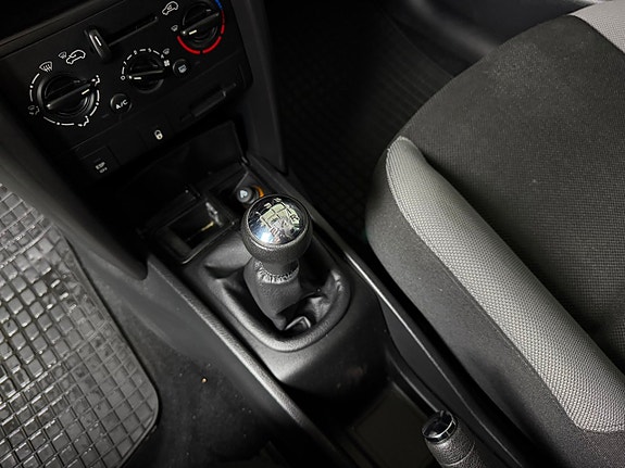 Peugeot 207 14 of 14