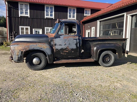 Ford F-100 5 of 5