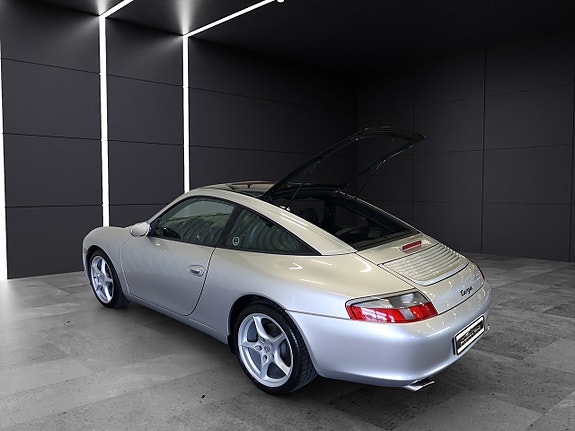 Porsche 911 Targa 6 of 16