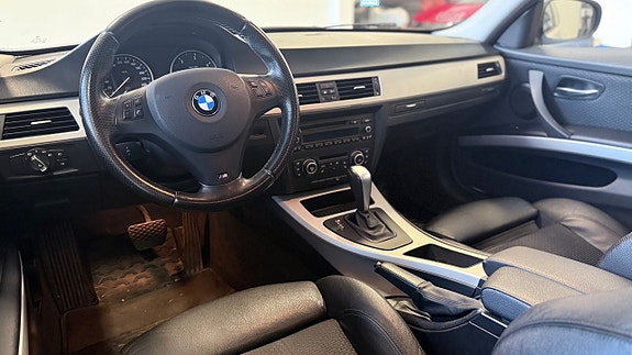 BMW 320d 10 of 14