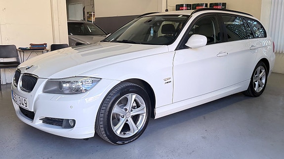 BMW 320d 3 of 14