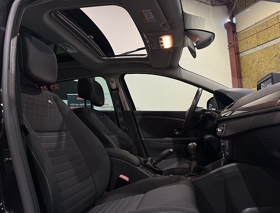 Renault Megane 17 of 22