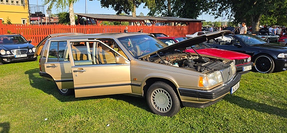 Volvo 760 16 of 17