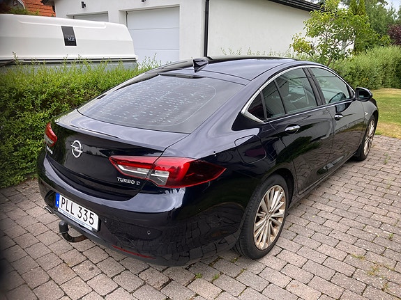 Opel Insignia 3 of 5