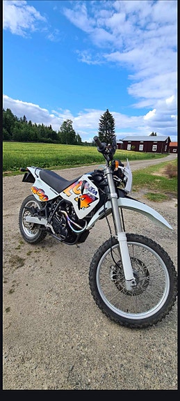 KTM 400-E 2 of 3