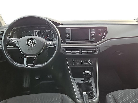 Volkswagen Polo 5 of 5