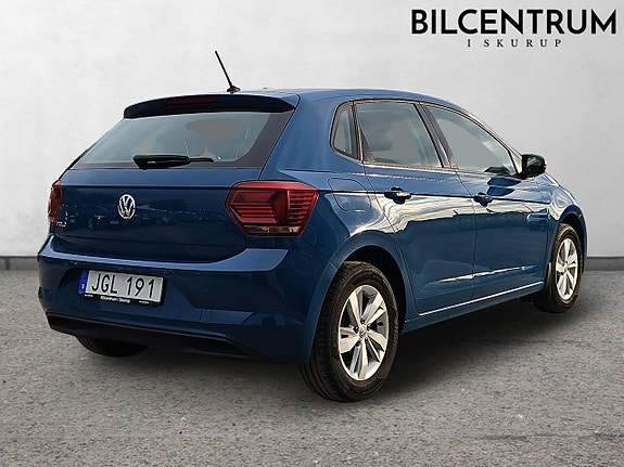 Volkswagen Polo 3 of 5