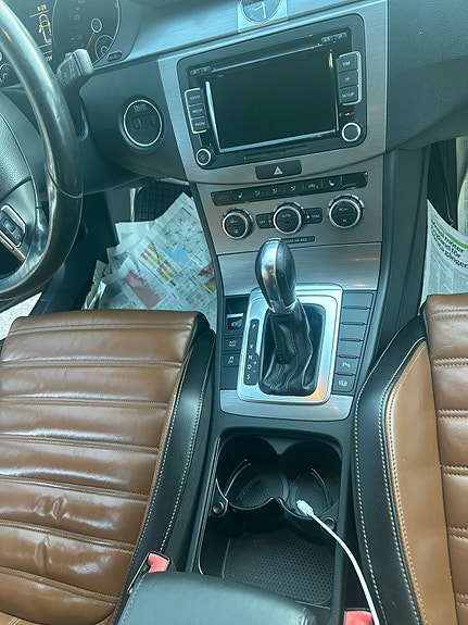 Volkswagen Passat 7 of 9