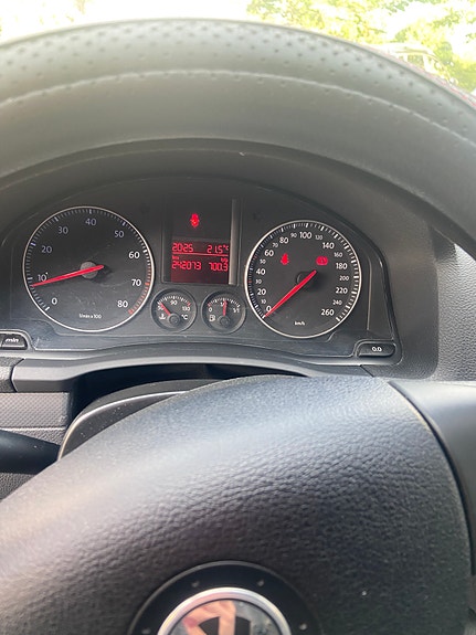 Volkswagen Golf V 6 of 8