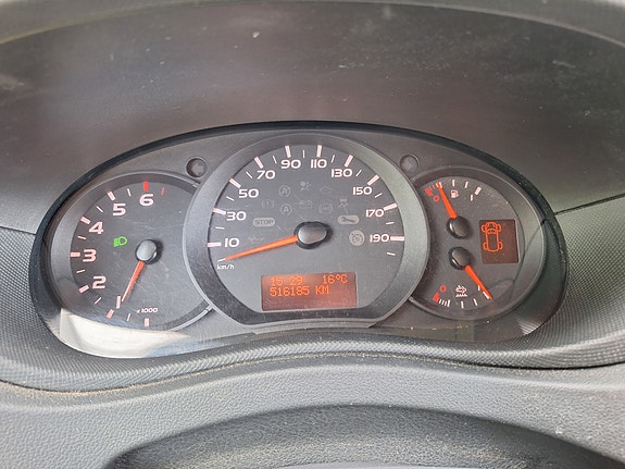 Renault Master 27 of 29