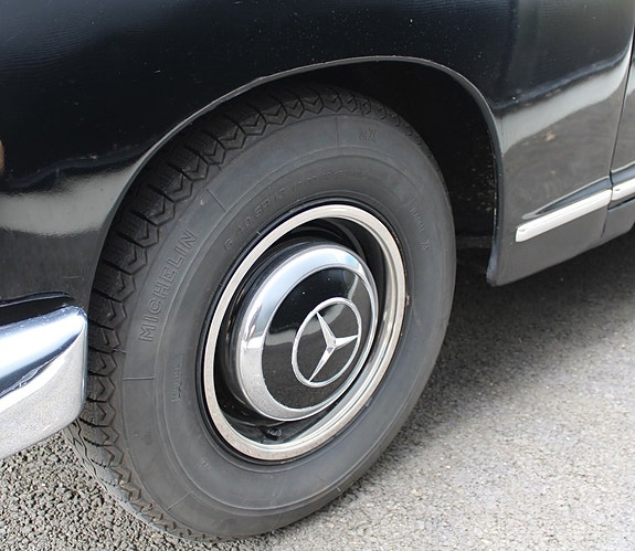 Mercedes-Benz W120 8 of 15
