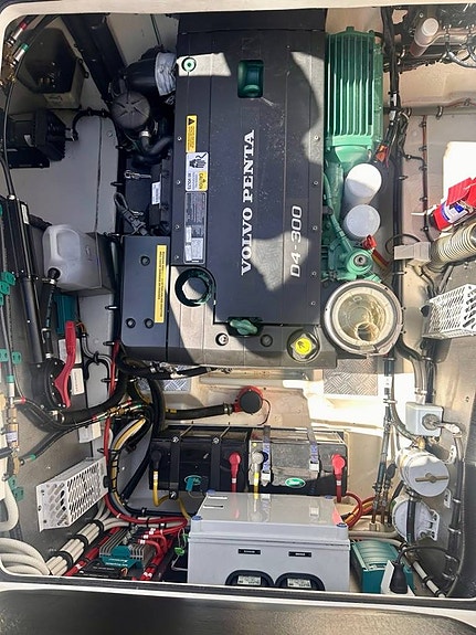 Targa 25.1 - Volvo Penta D4 300 12 of 12