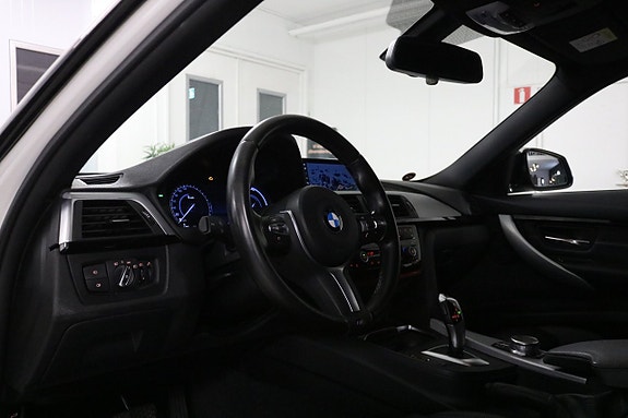 BMW 320d 17 of 29