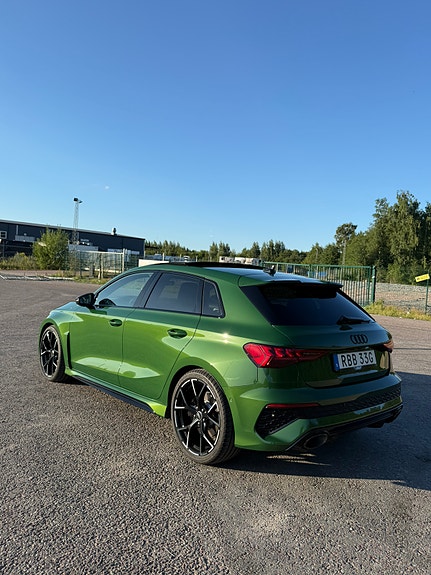 Audi RS3 3 of 5