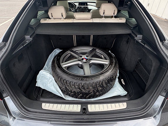 BMW 320d 20 of 23