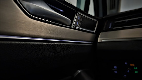 Volkswagen Passat 23 of 28