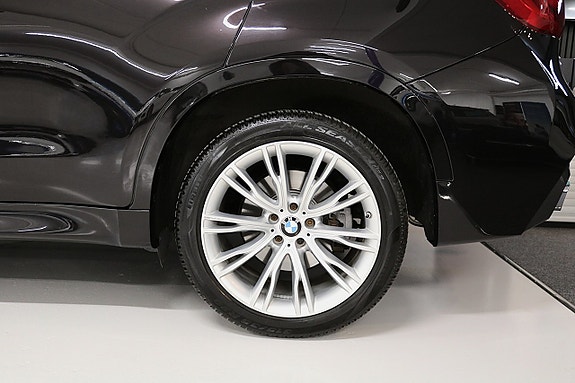 BMW X6 11 of 30