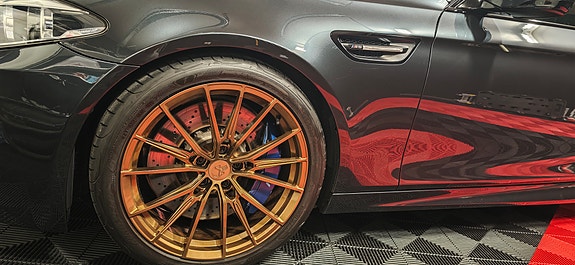 BMW M5 9 of 10