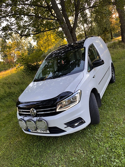 Volkswagen Caddy 2 of 5
