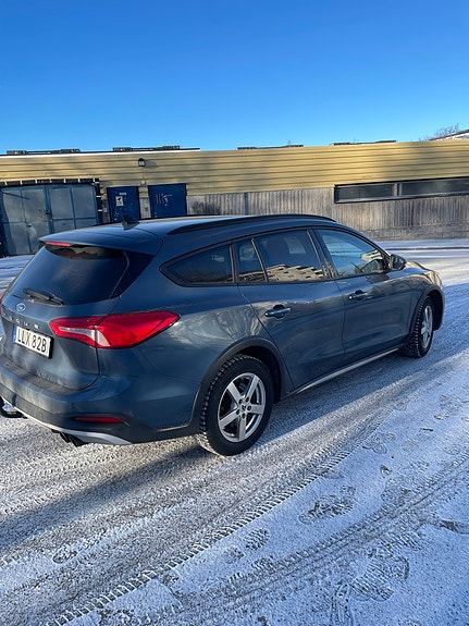 Ford Focus 2 of 5