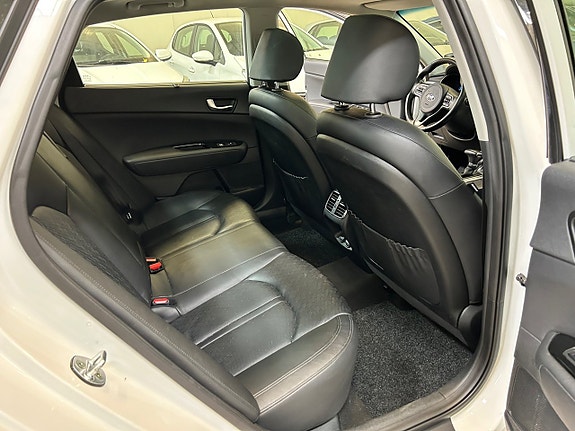 Kia Optima 16 of 20