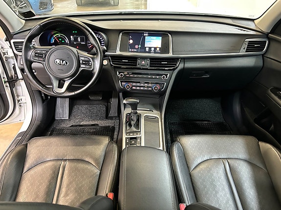 Kia Optima 9 of 20