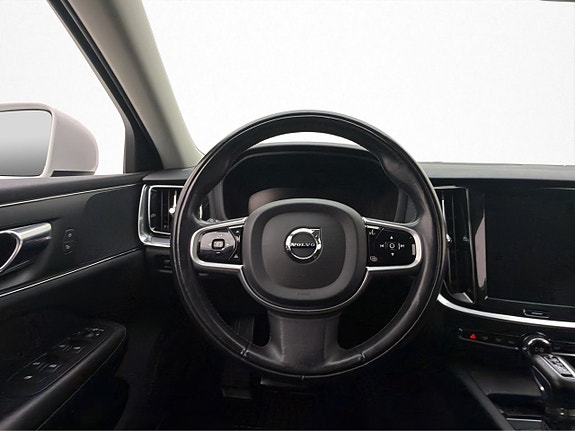 Volvo V60 12 of 30