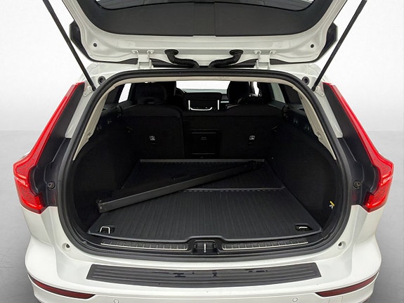 Volvo V60 26 of 30