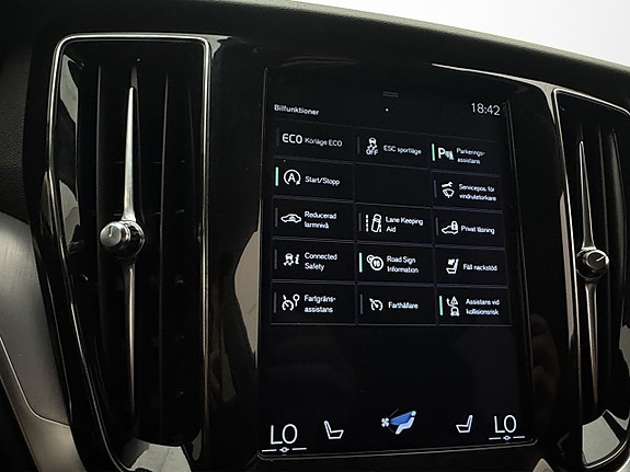 Volvo V60 19 of 30