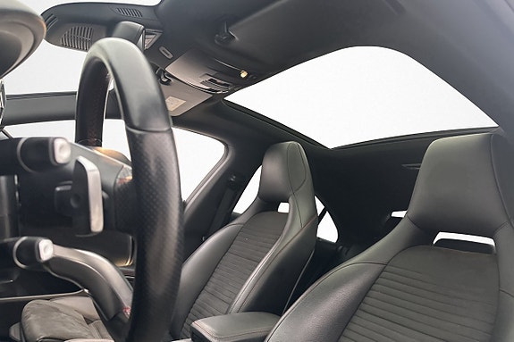 Mercedes-Benz CLA220 d 9 of 17