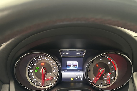 Mercedes-Benz CLA220 d 12 of 17