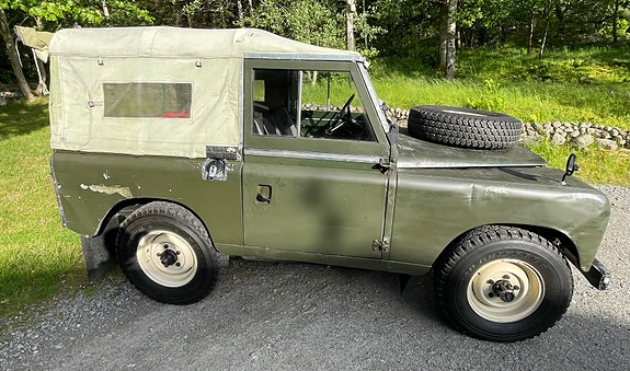 Land Rover Serie IIa 3 of 7