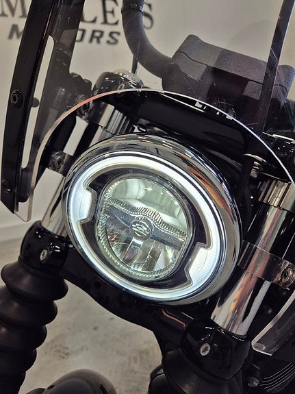 Harley-Davidson FXBBS Street Bob 114 14 of 18