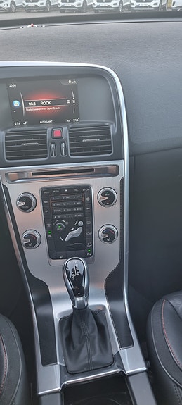 Volvo XC60 11 of 12