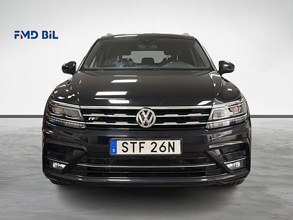 Volkswagen Tiguan Allspace 3 of 5