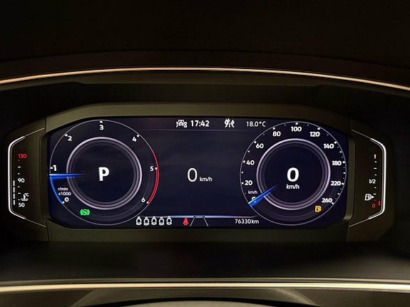 Volkswagen Tiguan Allspace 14 of 30