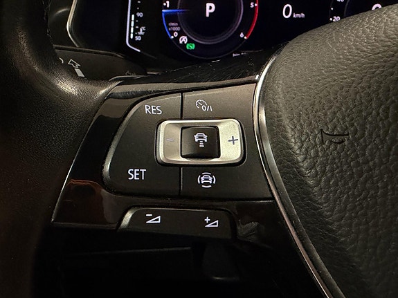 Volkswagen Tiguan Allspace 18 of 30