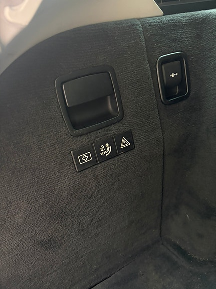 BMW 325i 12 of 12