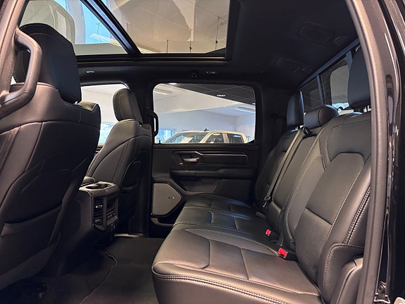 Dodge RAM 1500 9 of 23