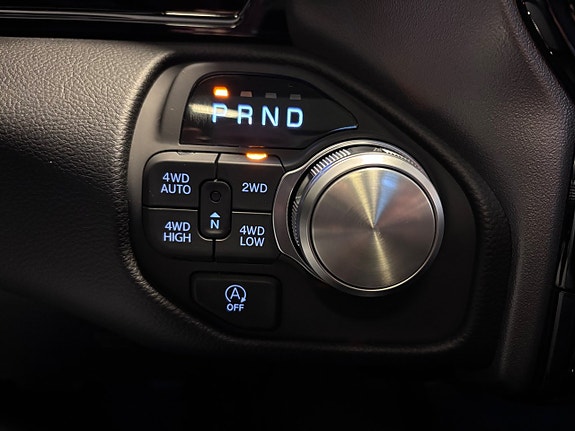 Dodge RAM 1500 15 of 23