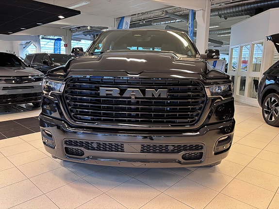Dodge RAM 1500 7 of 23